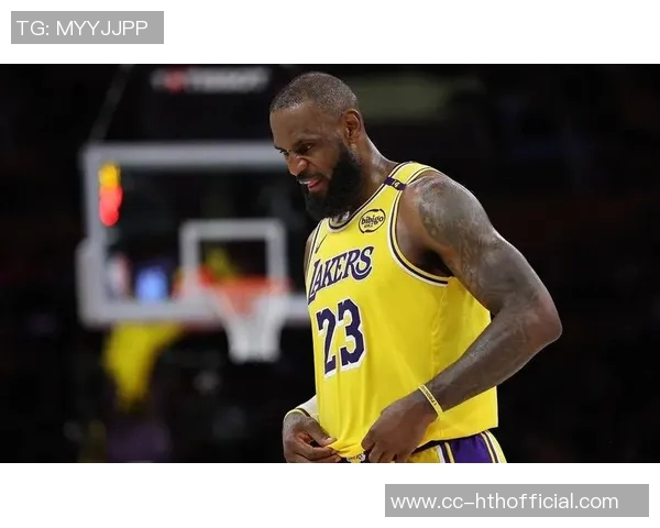 苏群预测詹姆斯将在11月19日主场对爵士比赛中复出引发热议