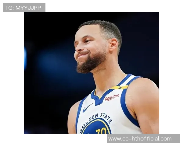 历史单场40三分10纪录库里领衔克莱紧随其后展现神射手风采