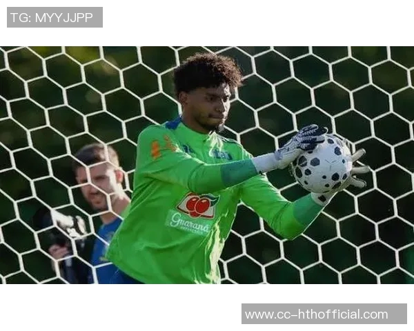 米兰关注科林蒂安门将索萨转会事宜身价在1000万到1500万欧元之间