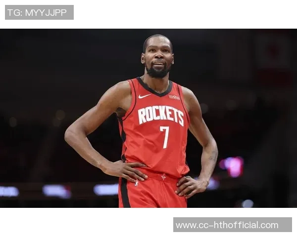 杜兰特谈末节表现提升通过侵略性引发对方包夹助队友创造机会 杜兰特谈末节表现提升通过侵略性引发对方包夹助队友创造机会