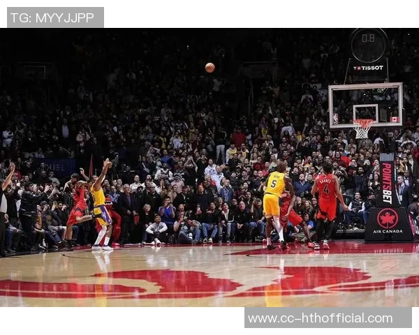 詹姆斯强调比赛关键时刻发球手的重要性并呼吁加强日常发球训练 詹姆斯强调比赛关键时刻发球手的重要性并呼吁加强日常发球训练